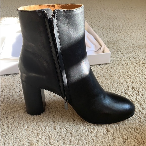 Joie Lara booties size 39 *never been worn - Picture 4 of 8